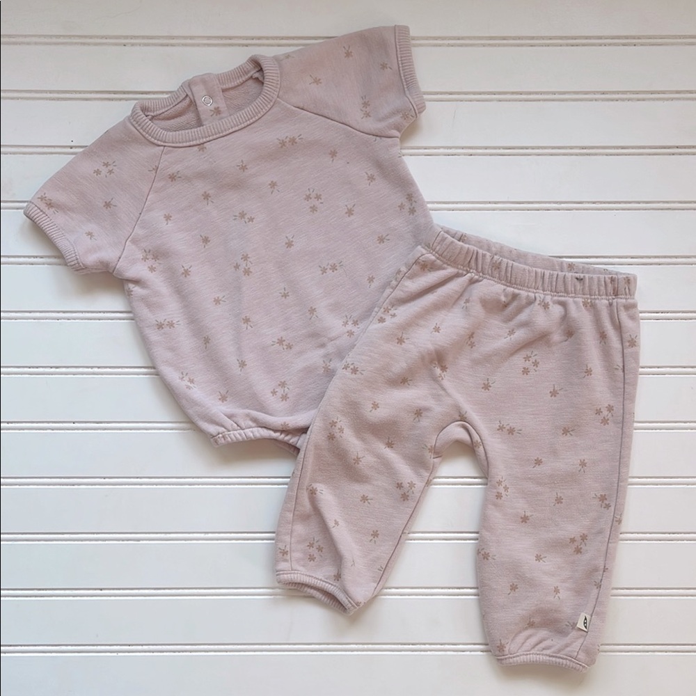 EASY PEASY VGUC Organic Cotton Floral Sweatshirt Onesie & Sweatpants Set